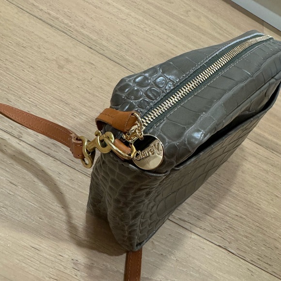 Marisol w/ Front Pocket - Fog Croco - Picture 3 of 7